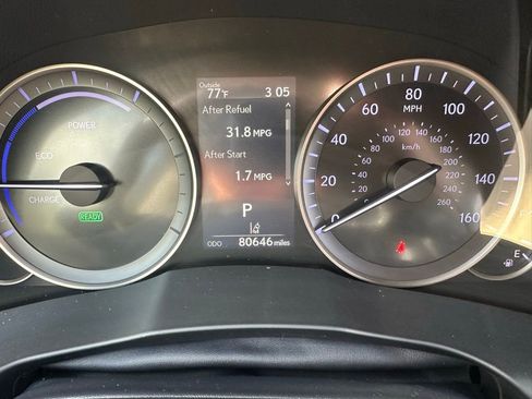 Used 2017 Lexus ES 300h image 33