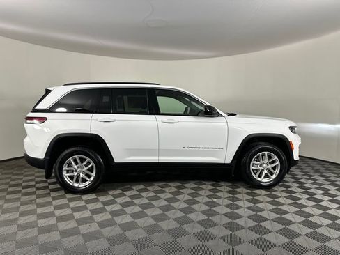 New 2026 Jeep Grand Cherokee Laredo X AWD/4WD image 9
