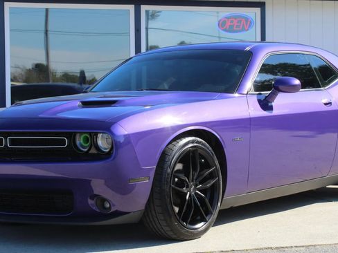 Used 2016 Dodge Challenger R/T w/ Sound Group image 1