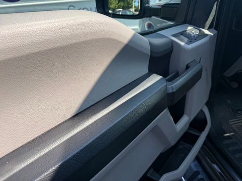 Used 2020 Ford F250 XL w/ STX Appearance Package AWD/4WD image 12
