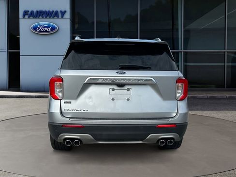 Used 2022 Ford Explorer Platinum w/ Equipment Group 601A RWD image 6