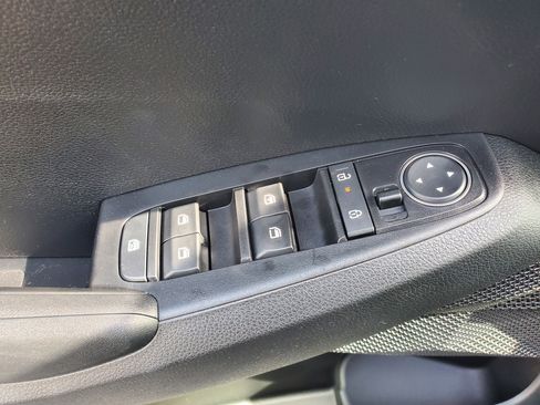 New 2026 Kia Seltos EX FWD image 21