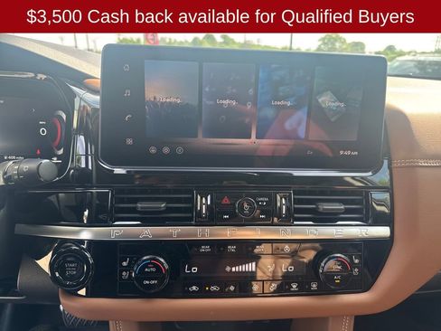 New 2026 Nissan Pathfinder Platinum AWD/4WD image 17