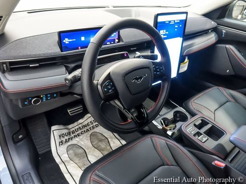 New 2026 Ford Mustang Mach-E Premium w/ Sport Appearance Package AWD/4WD image 9