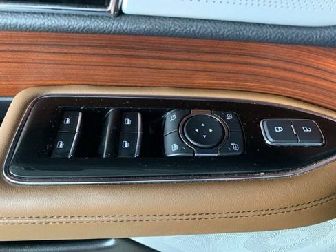 Used 2023 Lincoln Navigator Reserve w/ Equipment Group 201A AWD/4WD image 36
