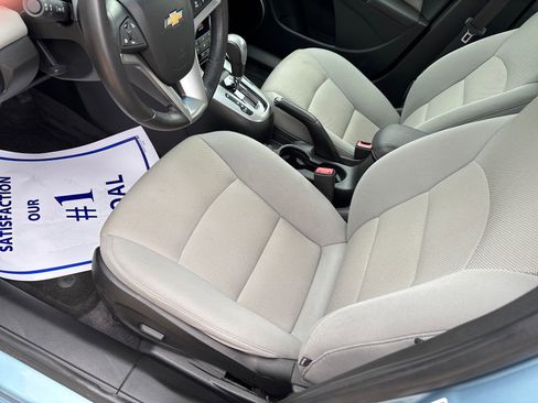 Used 2012 Chevrolet Cruze LT image 5