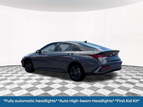 New 2026 Hyundai Elantra Sport FWD image 7