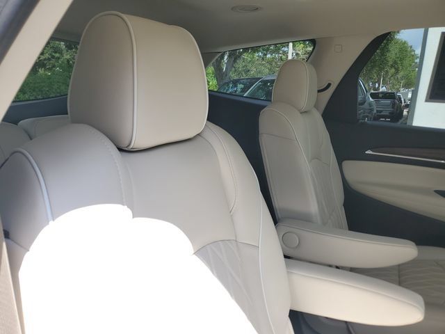 Certified 2023 Buick Enclave Avenir w/ Avenir Technology Package FWD image 25