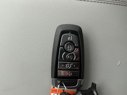 New 2026 Ford Explorer Active w/ Active Comfort Package image 20