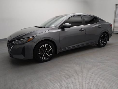 Used 2024 Nissan Sentra SV w/ All-Weather Package image 2