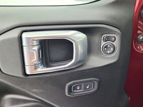 Used 2022 Jeep Wrangler Unlimited Sport AWD/4WD image 14