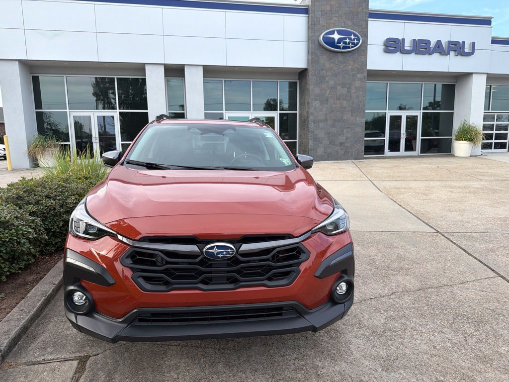 Used 2024 Subaru Crosstrek 2.5i Limited AWD/4WD image 2