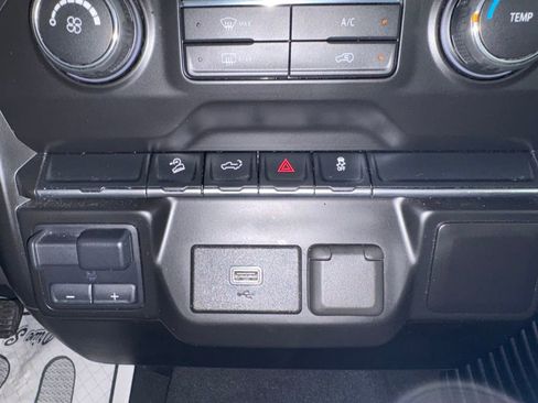 Used 2019 Chevrolet Silverado 1500 Custom Trail Boss w/ Custom Convenience Package image 27