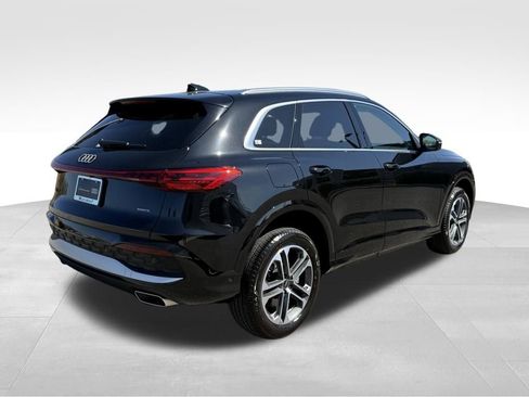 New 2025 Audi Q5 Premium w/ Convenience Package AWD/4WD image 6
