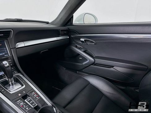 Used 2013 Porsche 911 Carrera S w/ Bose Audio Pkg image 17