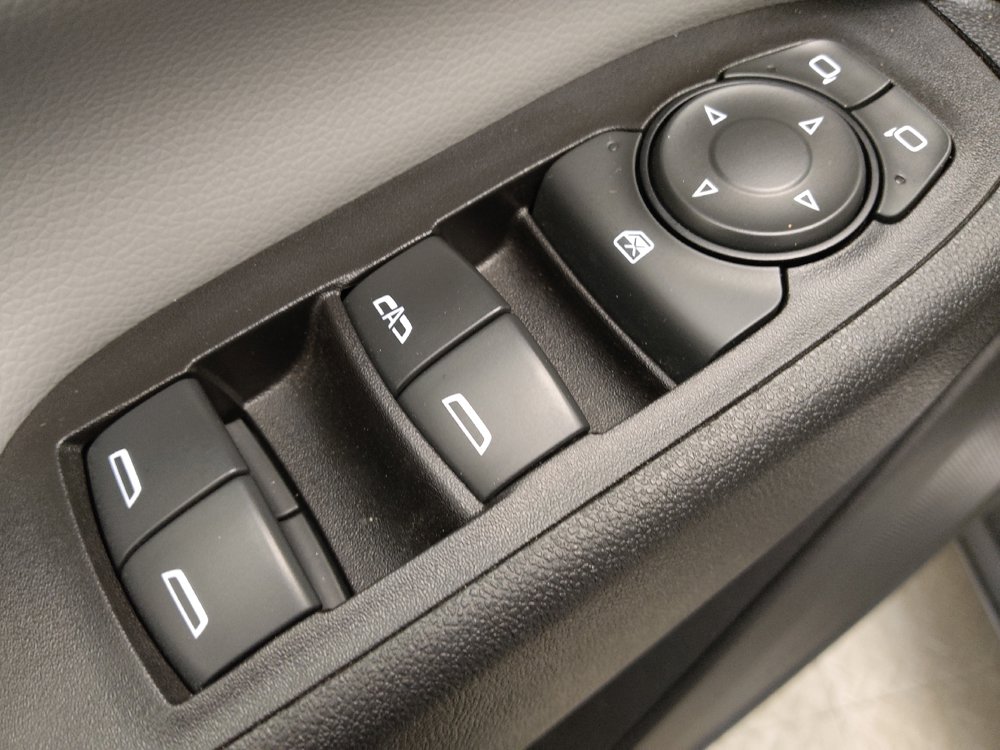 Used 2019 Chevrolet Equinox LT FWD image 27