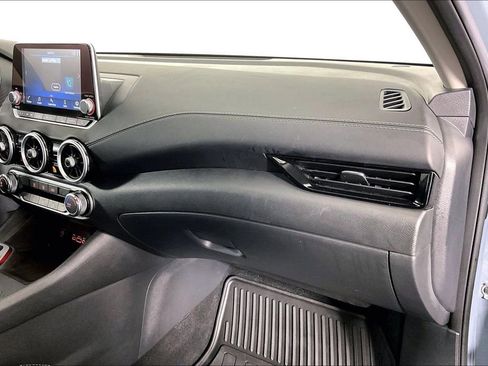 Used 2025 Nissan Sentra SV w/ Trunk Package image 22