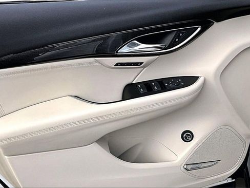 Used 2021 Buick Envision Essence w/ Technology Package I image 22