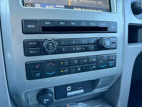 Used 2011 Ford F150 Lariat Limited image 17