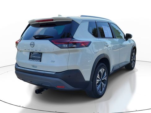 Certified 2023 Nissan Rogue SV w/ SV Premium B Package FWD image 7