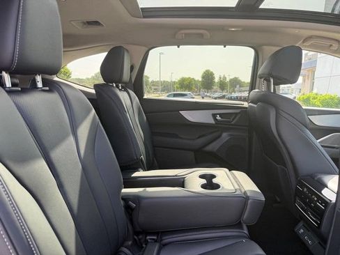 Certified 2023 Acura MDX SH-AWD w/ Technology Package image 11