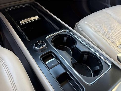 Certified 2023 Lincoln Corsair Reserve image 34