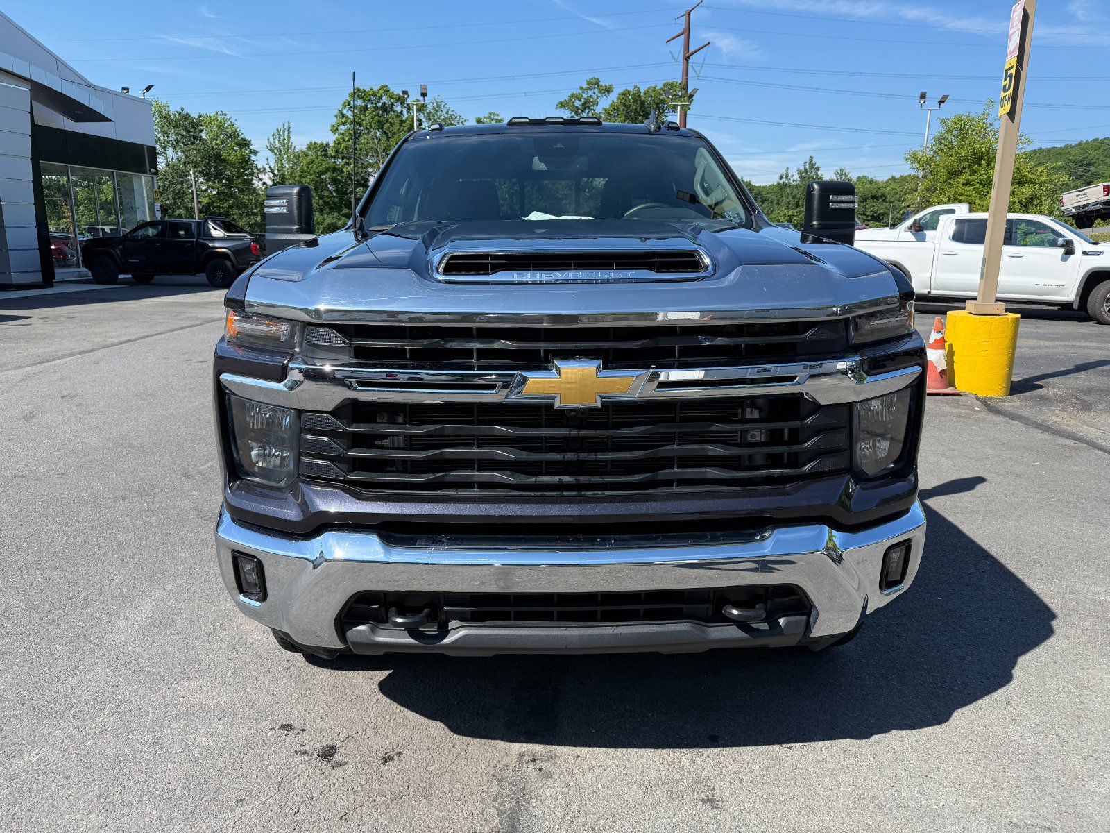 Certified 2024 Chevrolet Silverado 2500 LT w/ All Star Edition AWD/4WD image 8