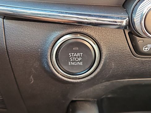 Certified 2022 MAZDA MAZDA3 s AWD/4WD image 18