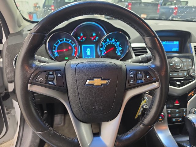 Used 2011 Chevrolet Cruze LTZ FWD image 12