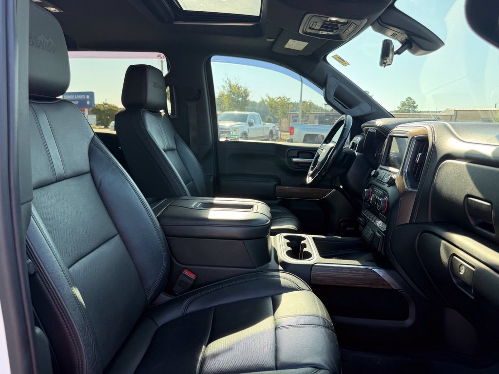 Used 2019 Chevrolet Silverado 1500 High Country w/ High Country Premium Package AWD/4WD image 33