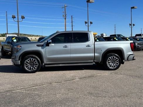 Used 2025 GMC Sierra 1500 Denali Ultimate AWD/4WD image 2
