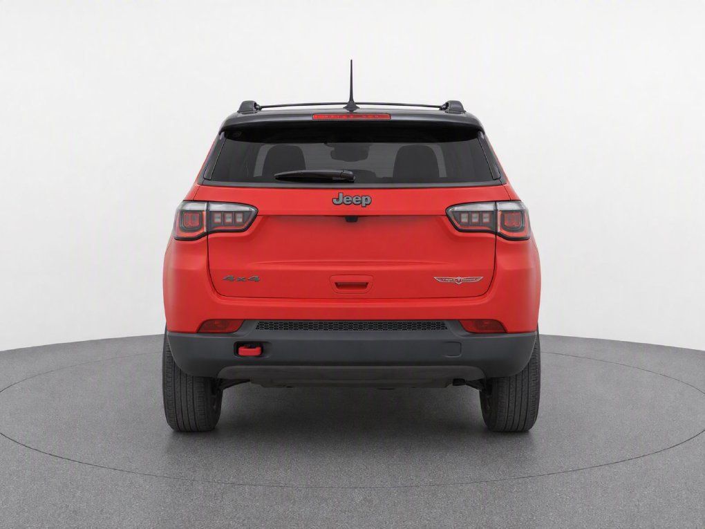 Used 2018 Jeep Compass Trailhawk w/ Cold Weather Group AWD/4WD image 10