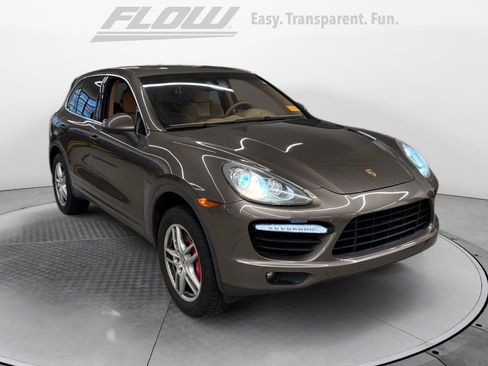 Used 2013 Porsche Cayenne Turbo image 1