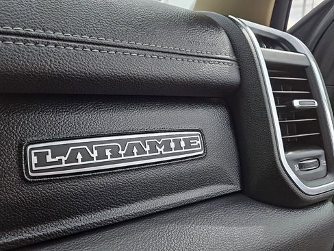 Used 2019 RAM 1500 Laramie image 51