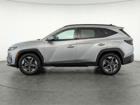 Used 2025 Hyundai Tucson SEL AWD/4WD image 5