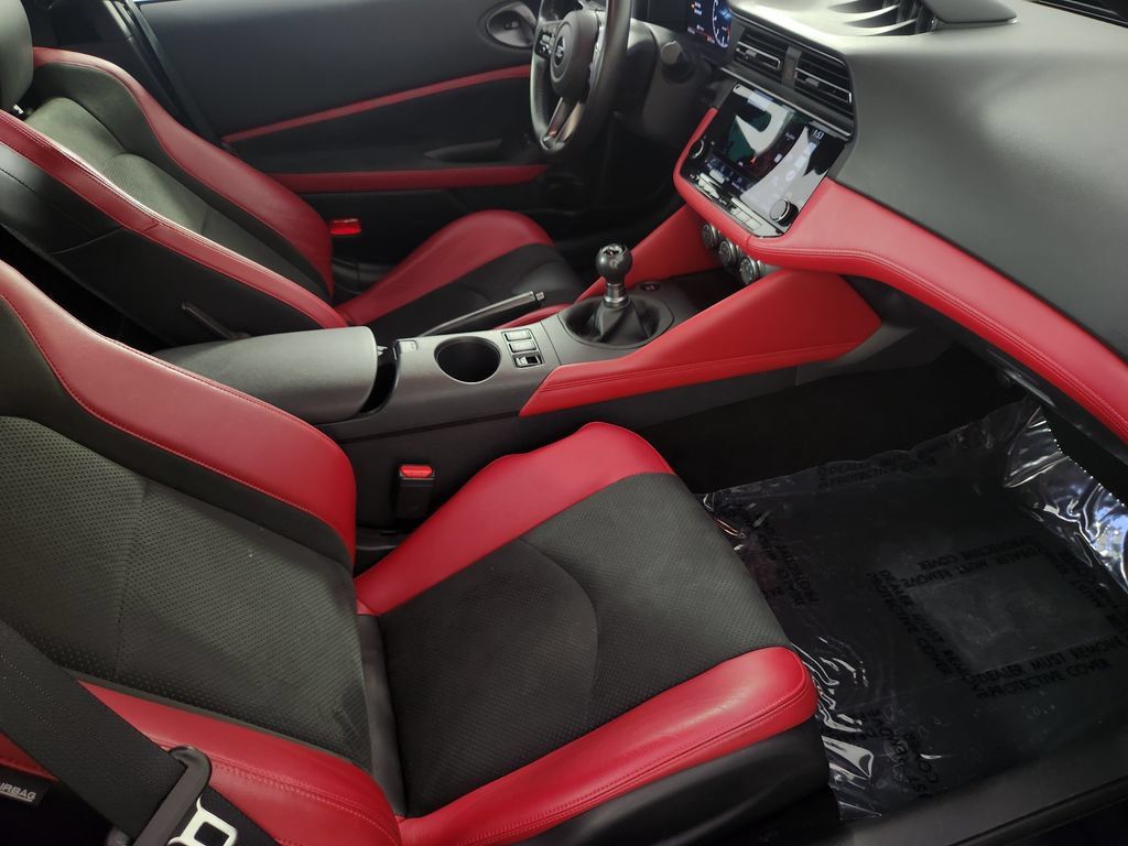 Used 2024 Nissan Z Performance w/ Floor Mat Package RWD image 15