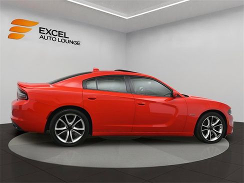 Used 2016 Dodge Charger R/T image 6