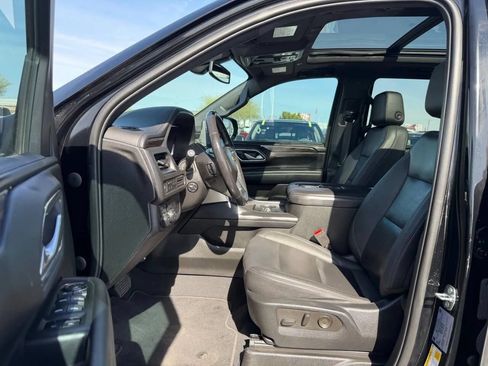 Used 2022 Chevrolet Tahoe LT w/ Luxury Package AWD/4WD image 18