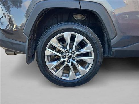 Used 2023 Toyota RAV4 XLE Premium FWD image 21