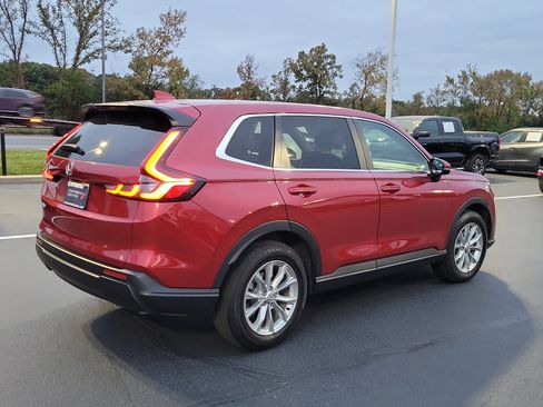 Used 2024 Honda CR-V EX image 5