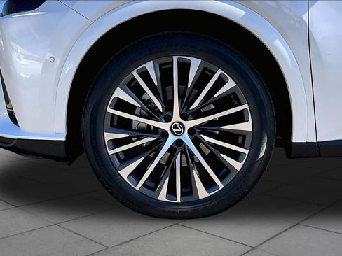 Certified 2023 Lexus RX 350 w/ Cold Area Package AWD/4WD image 10
