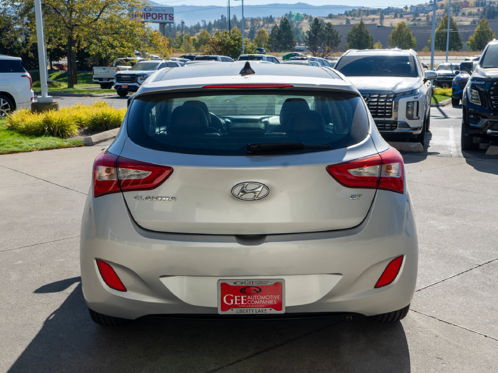 Used 2016 Hyundai Elantra GT w/ Option Group 03 FWD image 6