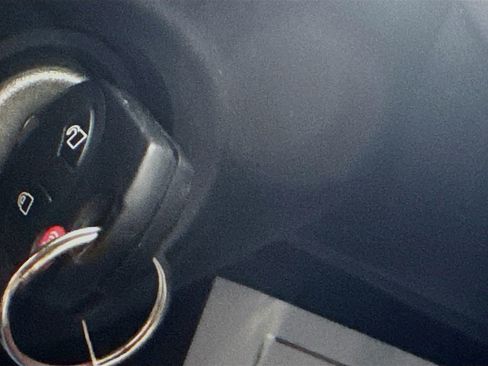 Used 2016 Ford Escape SE w/ Equipment Group 201A image 19