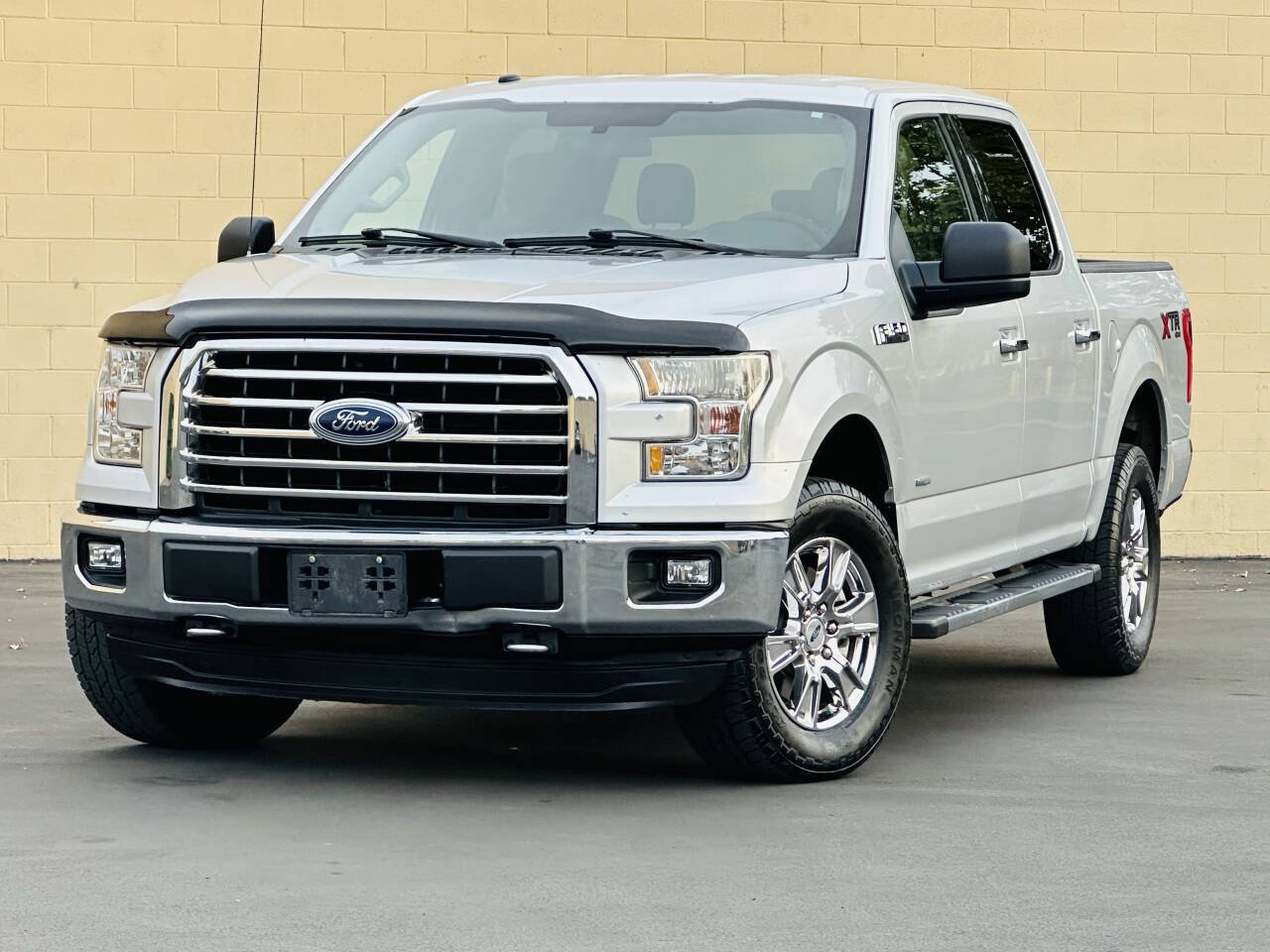 Used 2017 Ford F150 XLT w/ XTR Package AWD/4WD image 3