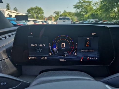 Certified 2026 Chevrolet Traverse LT AWD/4WD image 14