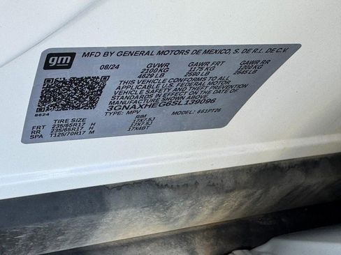 Used 2025 Chevrolet Equinox LT w/ Safety and Technology Package image 25