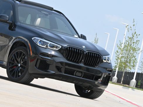 Used 2023 BMW X5 M50i w/ Executive Package AWD/4WD image 37