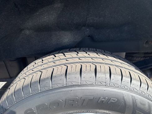 Used 2021 GMC Sierra 1500 AT4 w/ AT4 Value Package image 38