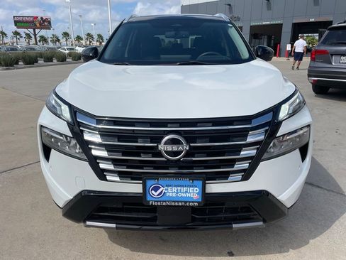 Certified 2024 Nissan Rogue Platinum w/ Platinum Premium Package image 7