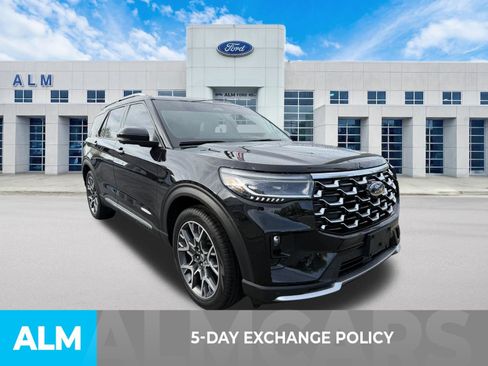 Used 2025 Ford Explorer Platinum w/ Ultimate Package image 3